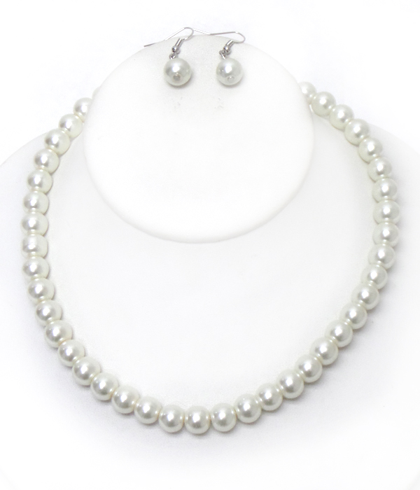 Pearl chainnecklace set 