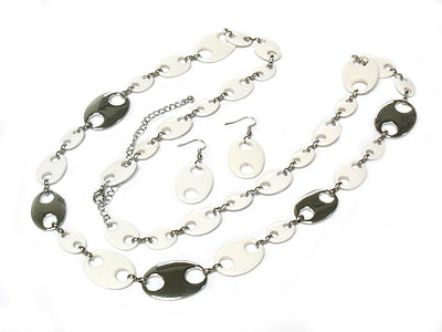 Gucci style acryl and metal necklace set