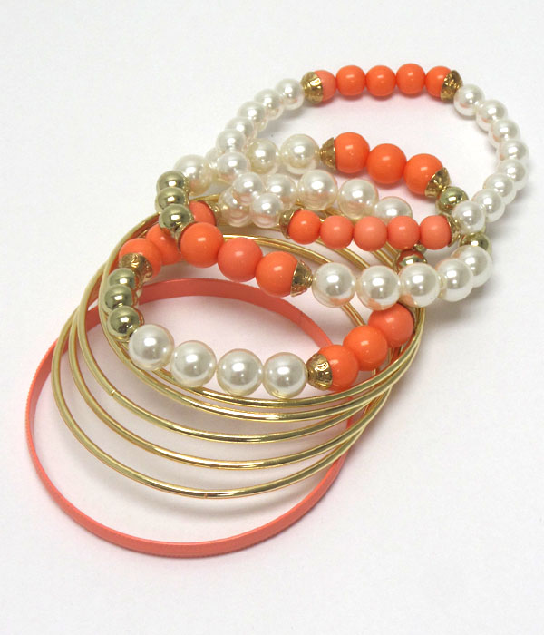 Pearl stretch and metal bangle set
