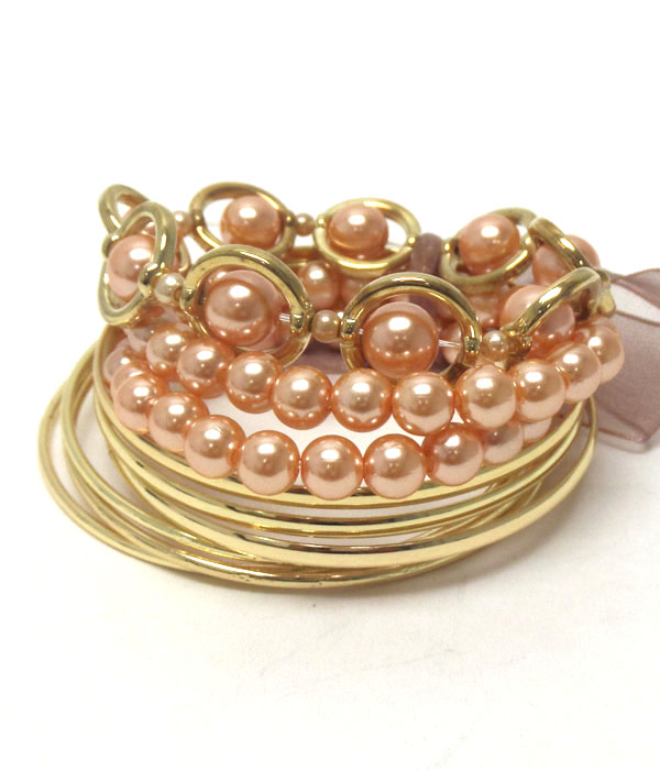 Pearl stretch and metal bangle set