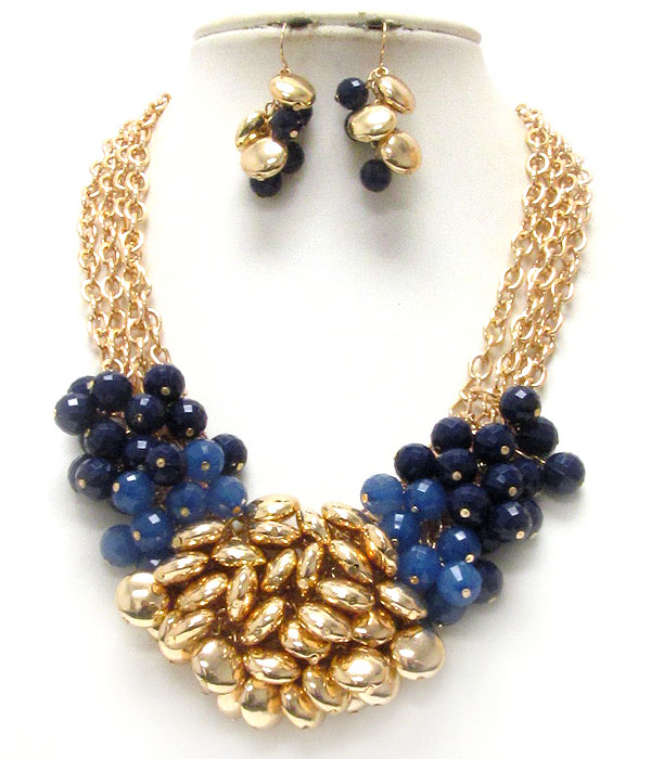 Chunky multi facet acrylic ball and metal chip deco and multi chain necklace earring set