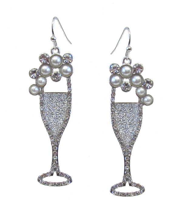 GLITTERING WINE GLASS EARRING