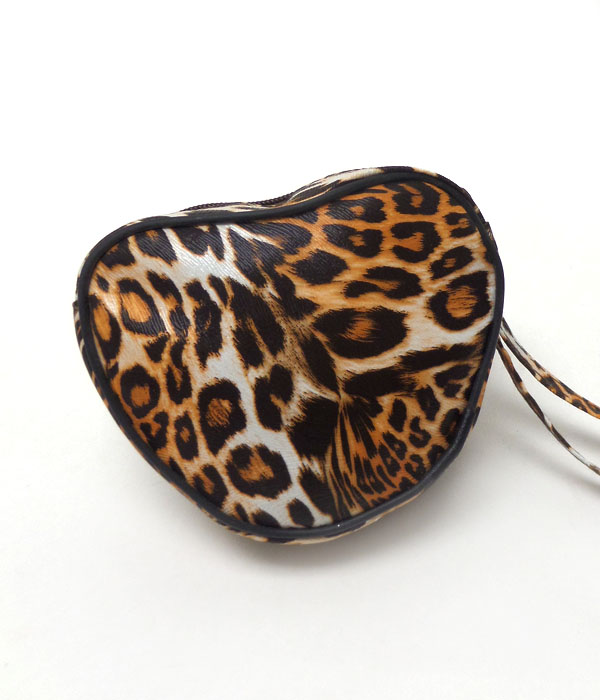 Heart shape cheetah print coin purse 