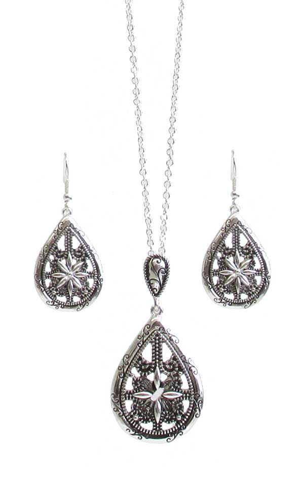 TEXTURED METAL TEARDROP PENDANT NECKLACE SET