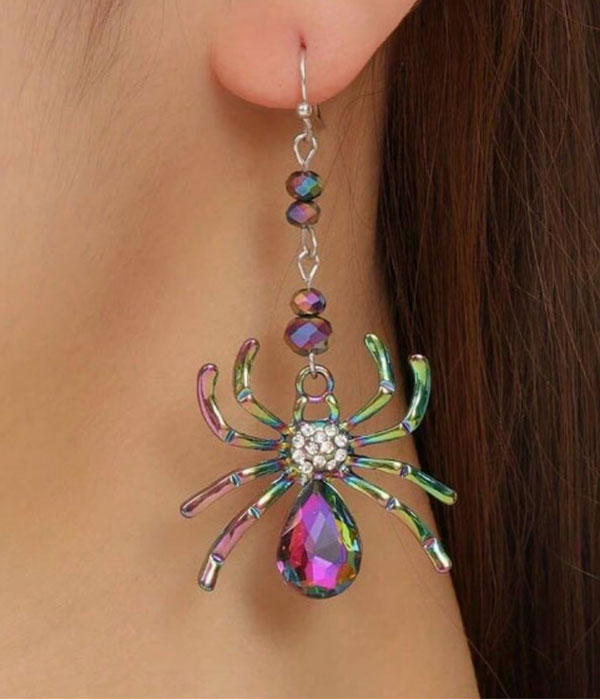 Halloween theme spider earring