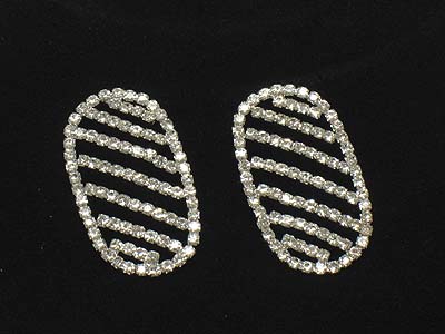 Rhinestone simple oval earring 