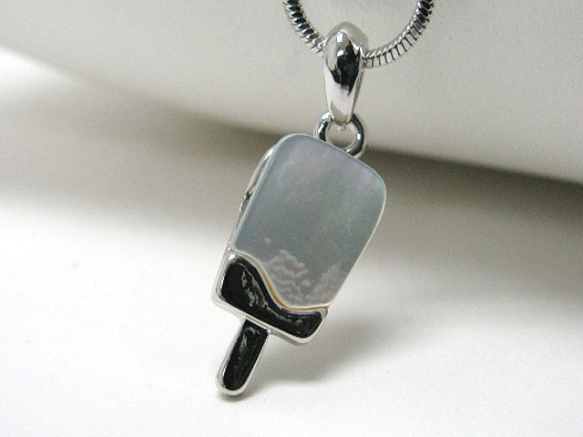 Made in korea whitegold plating mother of pearl ice cream pendant necklace
