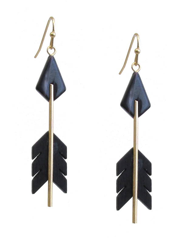 Acetate and wood arrow earring