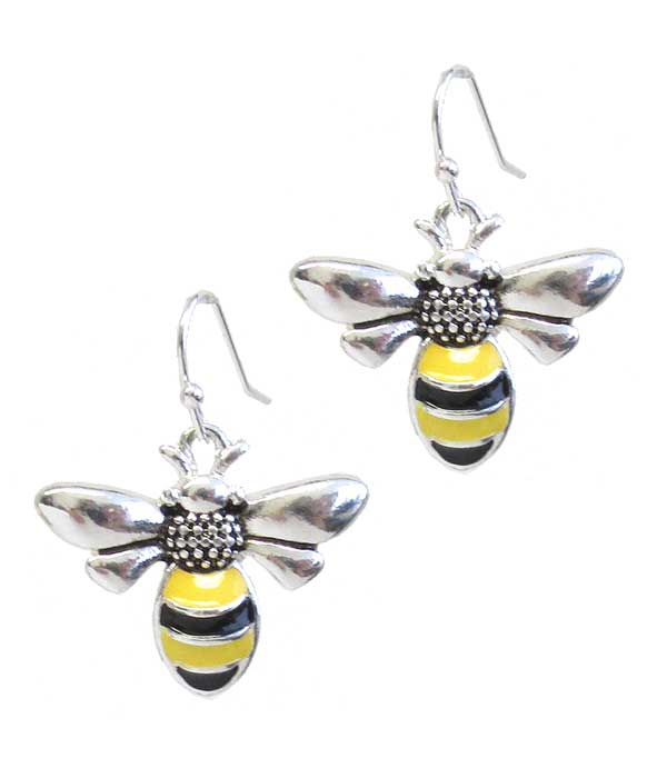 Garden theme epoxy bumble bee earring