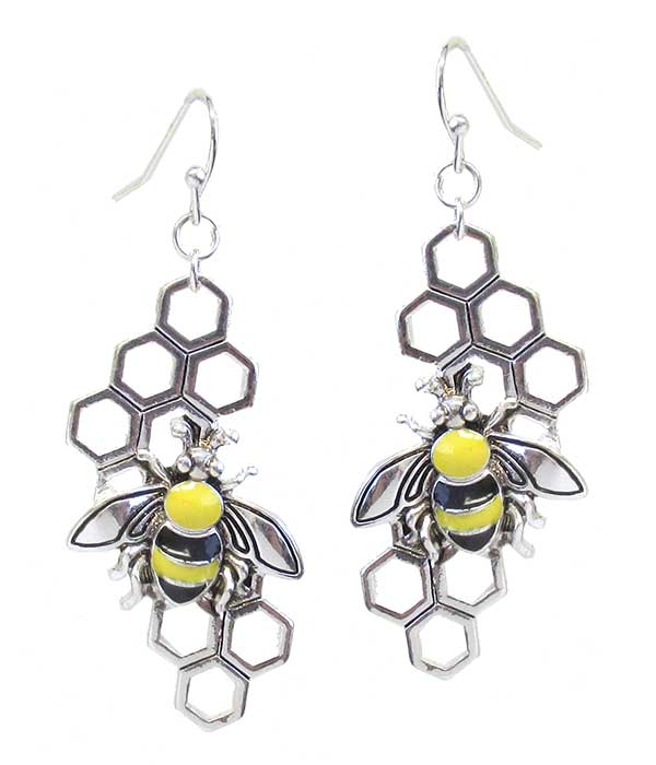 Garden theme epoxy bumble bee earring