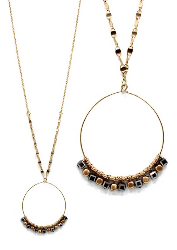 Metal seedbead and wire hoop pendant long necklace
