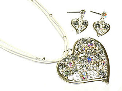 CRYSTAL HEART AND LEATHER BAND NECKLACE AND EARRING SET