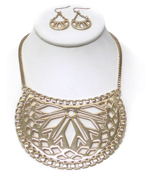 LASER CUT OUT NECKLACE SET