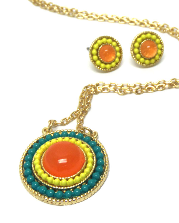 Disk seed beads pendant necklace set
