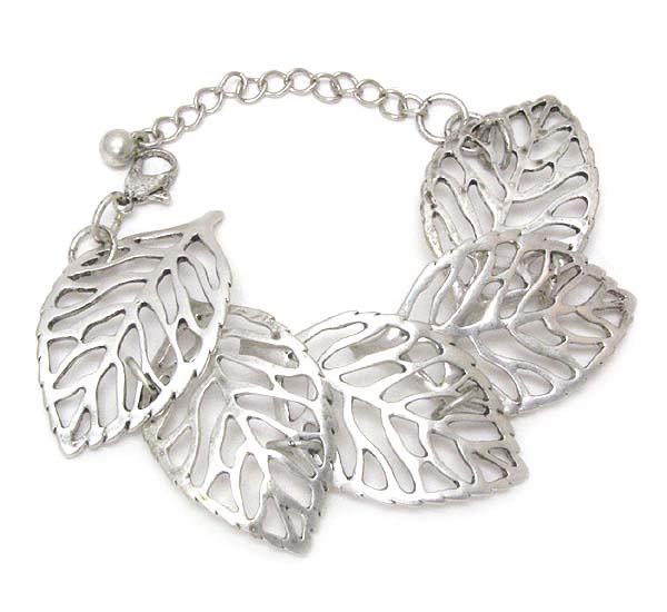 Metal filigree multi leaf link bracelet