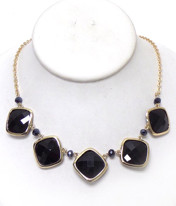 Square linked drop chain necklace 