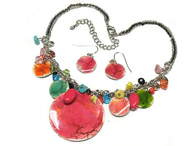 Metal bent round disk pendant and acryl charm multi strands necklace and earring set