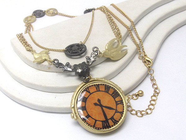 METAL ANTIQUE CLOCK PENDANT AND ROUND SMALL METAL WITH BIRD LONG NECKLACE