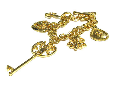 Multi key heart and fluer de lis toggle bracelet