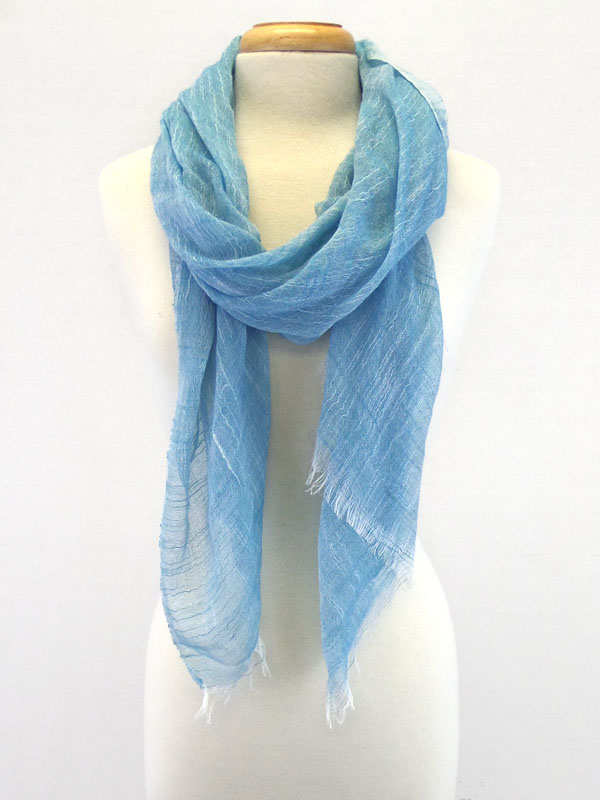 Wrinkle and fringe scarf