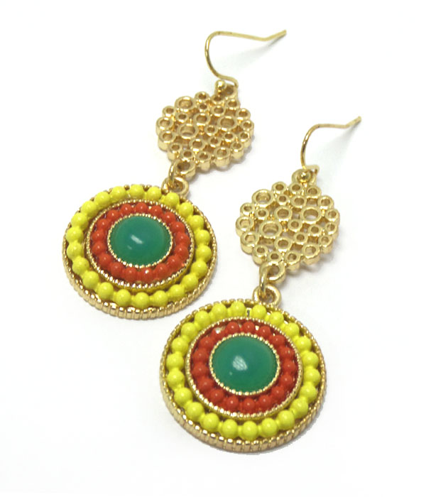 Seed beads disk and metal filigree drop earring
