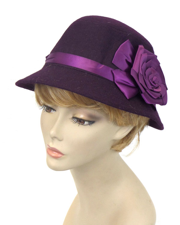 Flower felt and satin hat