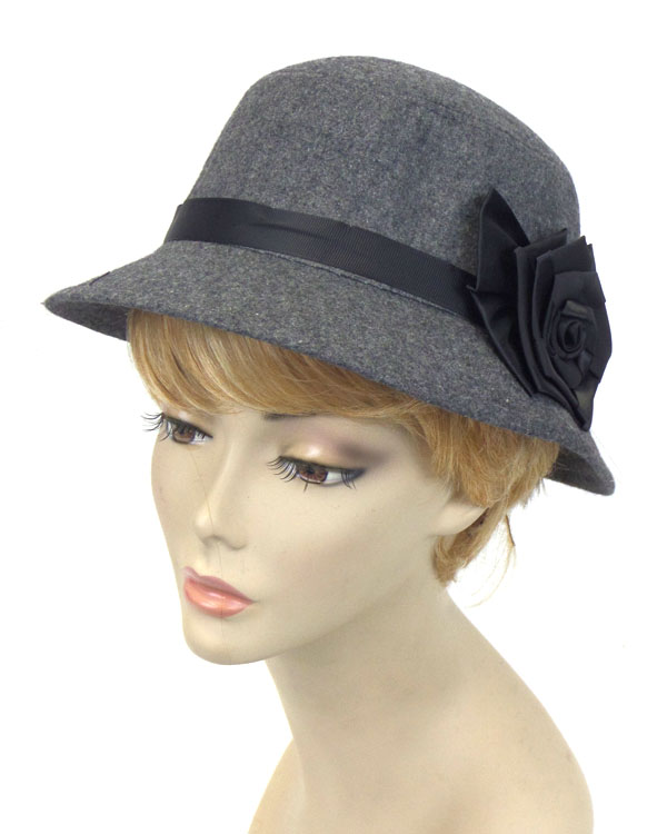 Flower felt and satin hat