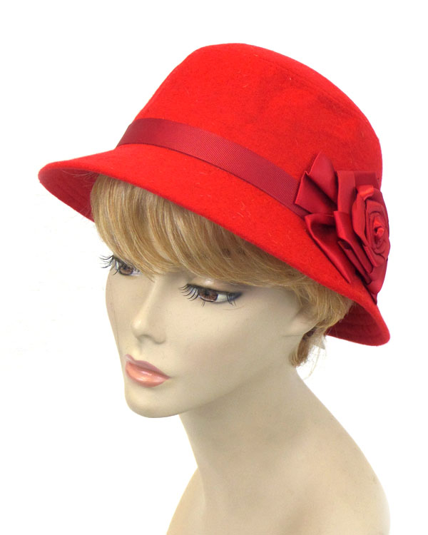 Flower felt and satin hat