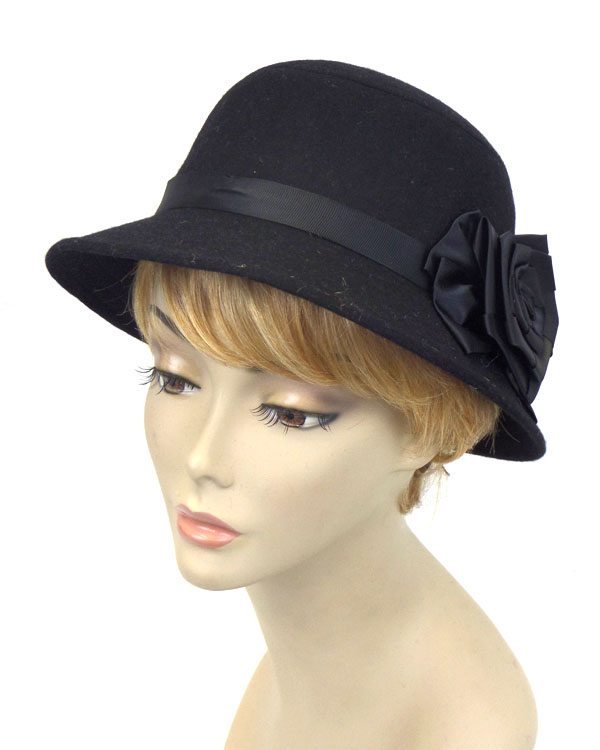 Flower felt and satin hat