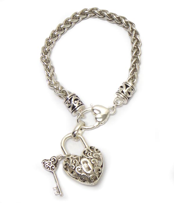 Designer inspired lock and key chain bracelet 
