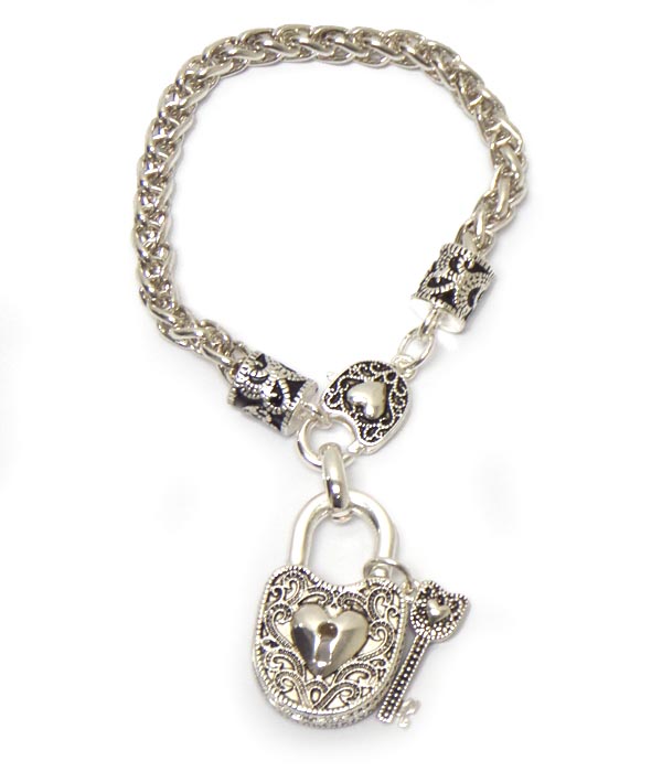 Designer inspired lock and key chain bracelet 