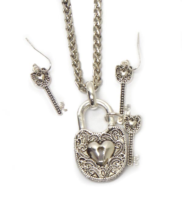 Designer inspired lock and key chain necklace set