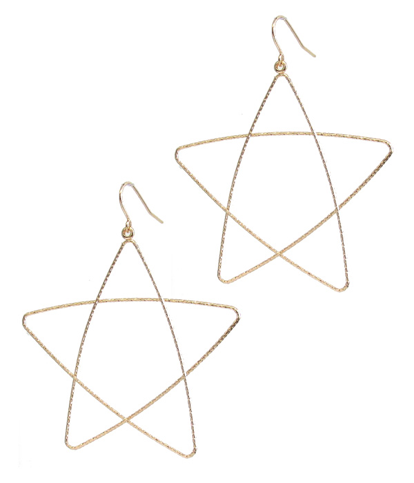 WIRE STAR EARRING