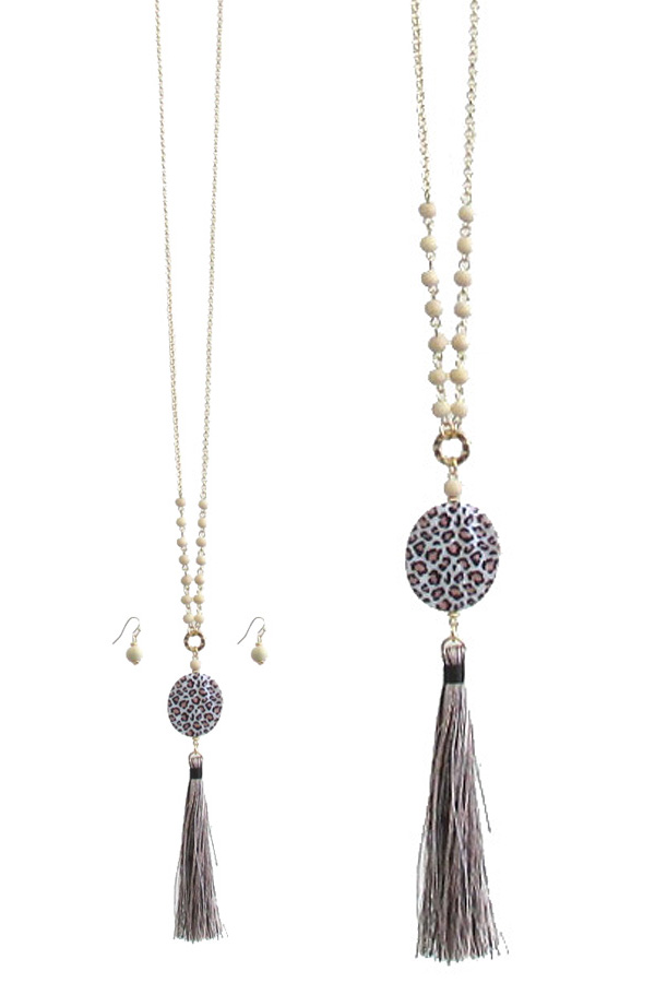 ANIMAL PRINT PENDANT AND TASSEL DROP LONG NECKLACE SET