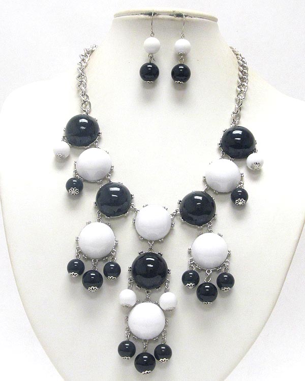 MULTI PUFF ACRYLIC STONE DECO BUBBLE NECKLACE EARRING SET