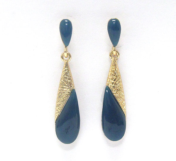 Epoxy deco on scrach metal teardrop earring