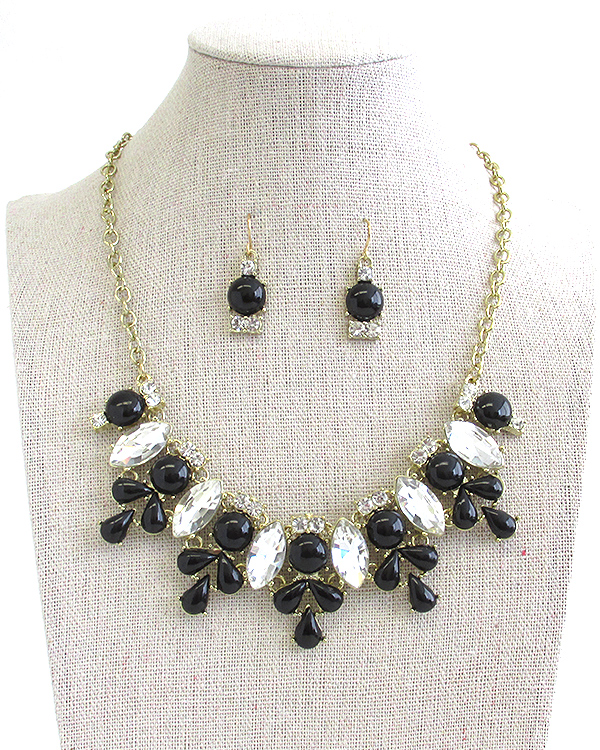 MULTI CRYSTAL AND ACRYLIC STONE DECO FLOWER LINK NECKLACE EARRING SET
