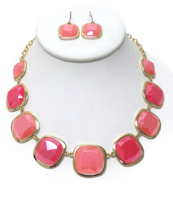 Acrylic facet necklace set