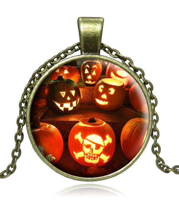 Antique bronze halloween theme cabochon necklace
