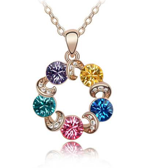 Crystal bouquet pendant necklace