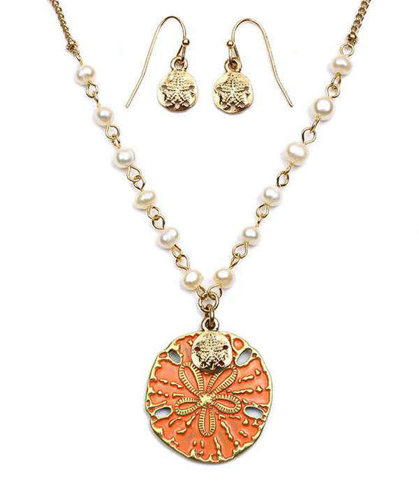 Sand dollar and pearl chain necklace set