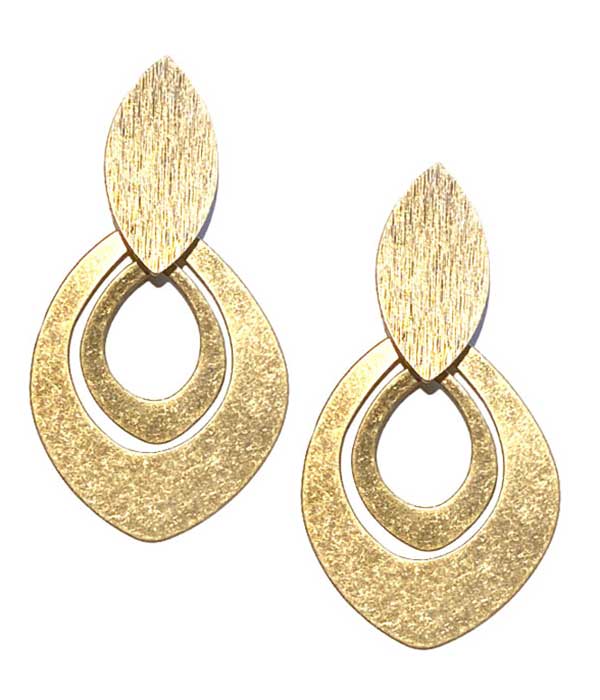 SCRATCH METAL MARQUISE EARRING