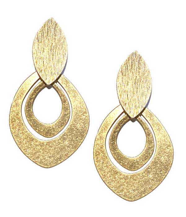 Scratch metal marquise earring