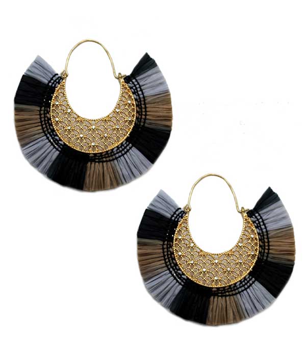 Metal filigree and raffia fan tassel earring