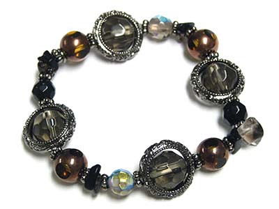 Crystal and facet glass stretch bracelet