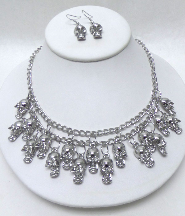 Double layer metal skull necklace set