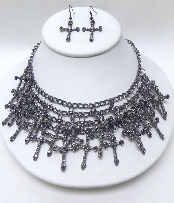 Three layer metal cross necklace set
