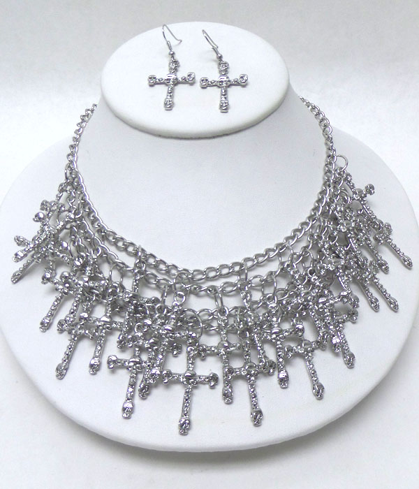 Three layer metal cross necklace set