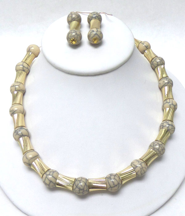 Linked metal and beads necklace set 