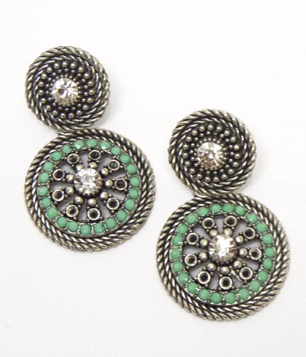 2 metal disks linked earrings